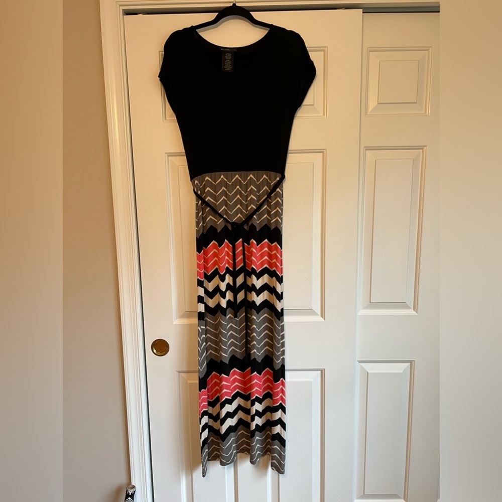 Woman Dress DESIGN HISTORY Size Missy Small Maxi Multicolor Zig Zag Pattern